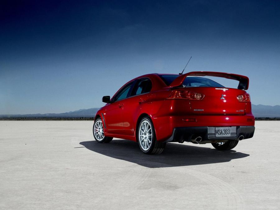  Mitsubishi Lancer Evolution X 2007 года  (фото 10 из 149)
